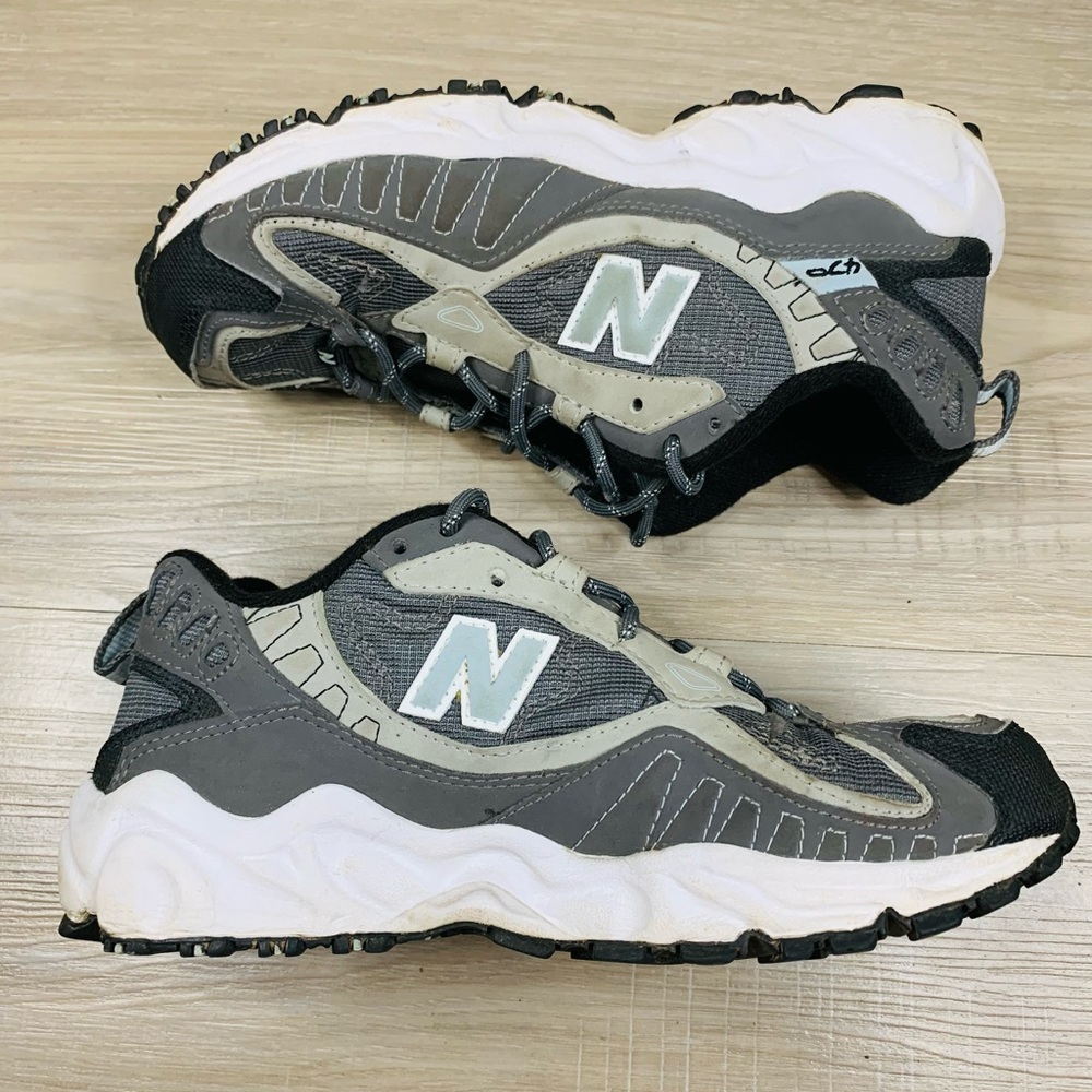 New Balance Women’s 470 CW470BS Gray Black